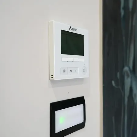 Vernazza Apartament *